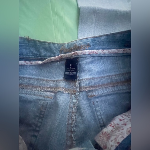 Amethyst low rise Jeans Faded Blue Flare Jeans size 0 juniors flap pockets - Picture 11 of 12